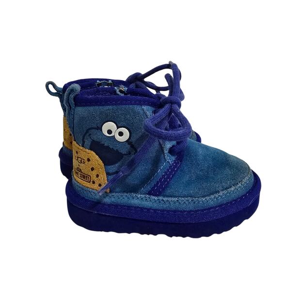 Sesame Street x Ugg Cookie Monster boots - Picture 2 of 5